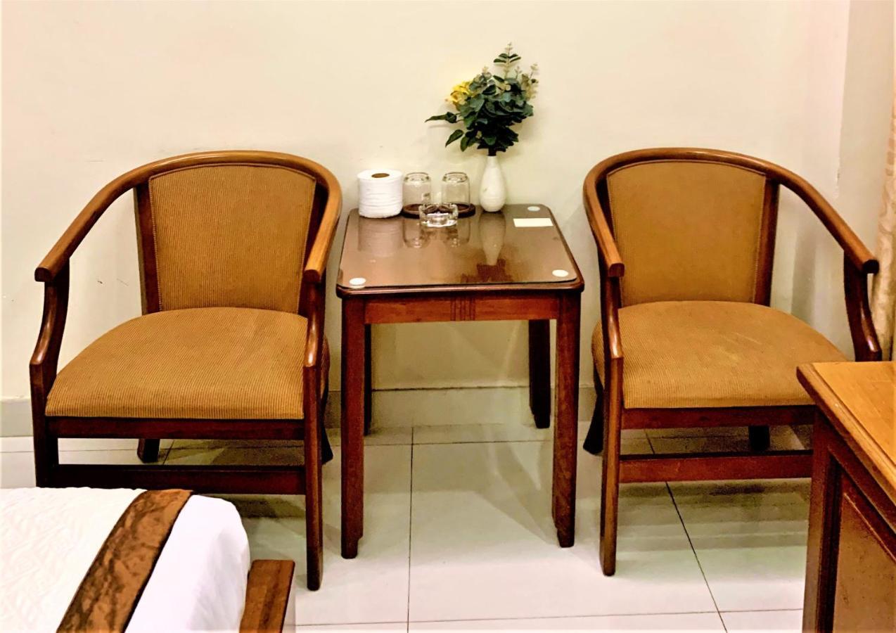 Bao Tran Hotel Ho Chi Minh City Exterior photo