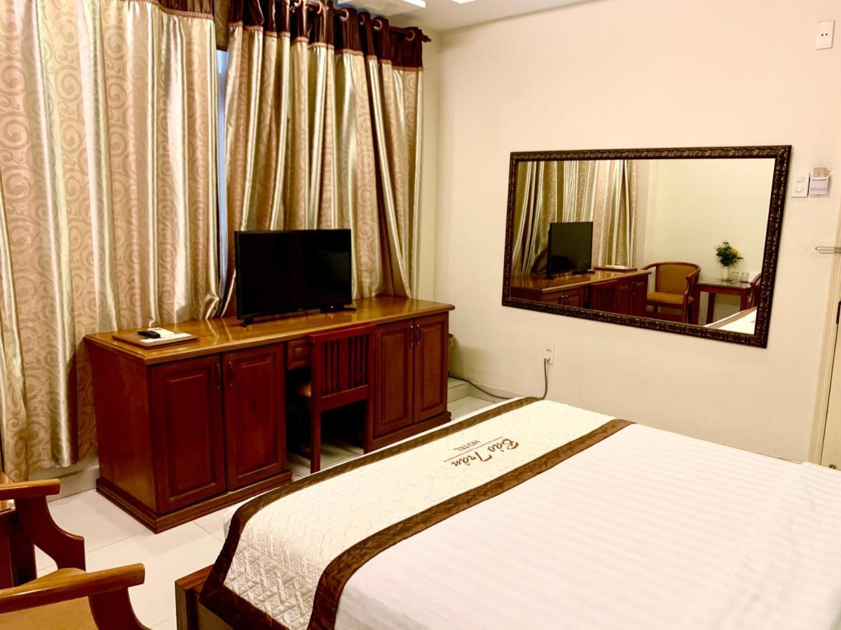 Bao Tran Hotel Ho Chi Minh City Exterior photo